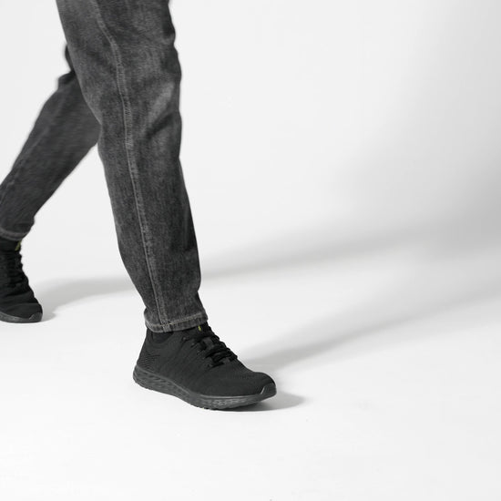 The Everlight™ Everlight Eco Women's Black from Shoes For Crews are lightweight and breathable slip-resistant trainers made from recycled materials, product video.