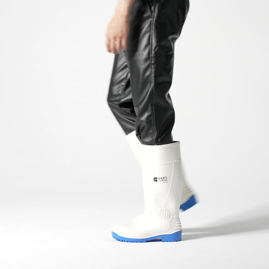 Slip resistant white wellington boot with steel toe cap (200 Joules) and water resistant upper, product video.