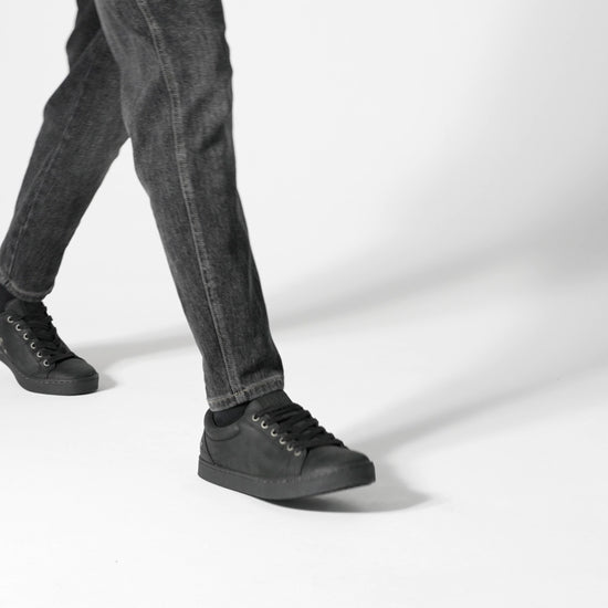 Mozo's Finn is an slip-resistant, water-resistant and easy-to-clean shoe, product video.